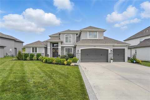 8833 N Crescent Avenue, Kansas City, MO 64157
