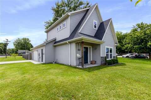 201 SW 12th Street, Oak Grove, MO 64075