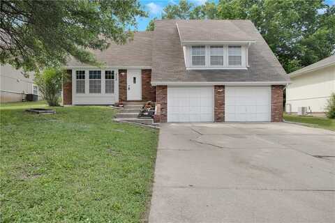 513 Forestglen Lane, Lansing, KS 66043