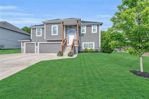 4760 Lakecrest Drive, Shawnee, KS 66218