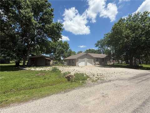 1258 24500 Road, Parsons, KS 67357