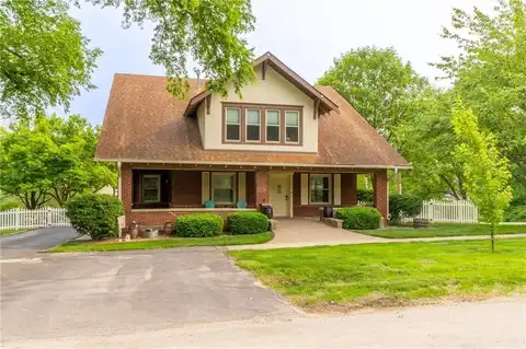 402 E Grand Street, Gallatin, MO 64640