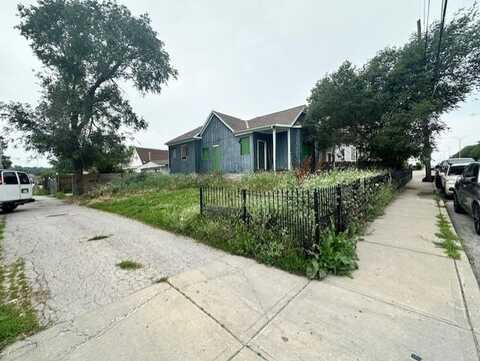 807 & 809 Cesar Chavez Avenue, Kansas City, MO 64108