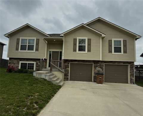 410 Heritage Drive, Raymore, MO 64083