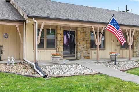 18867 Sunrise Drive, Belton, MO 64012