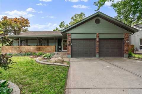 904 NE Hunters Road, Blue Springs, MO 64014