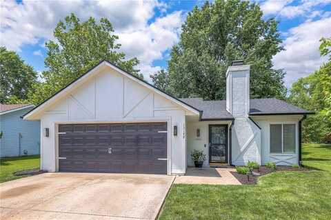 13148 S Brougham Drive, Olathe, KS 66062