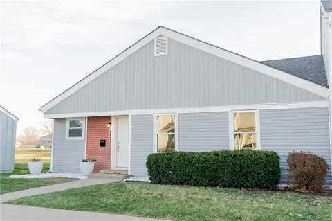 911 SE Hampton Court, Lees Summit, MO 64063