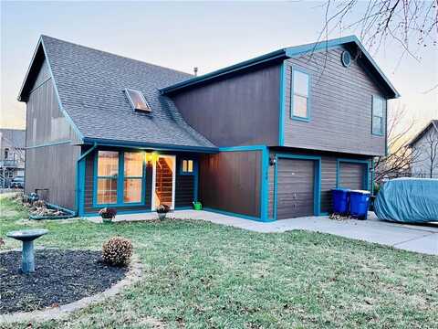 766 Spring Circle, Liberty, MO 64068