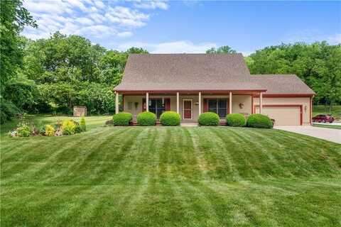 3050 S Bradford Lane, Blue Springs, MO 64015