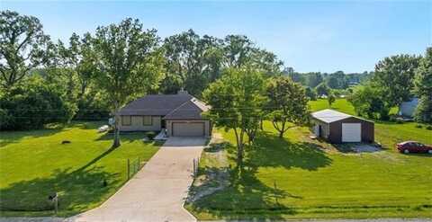 25220 S Blinker Light Road, Harrisonville, MO 64701