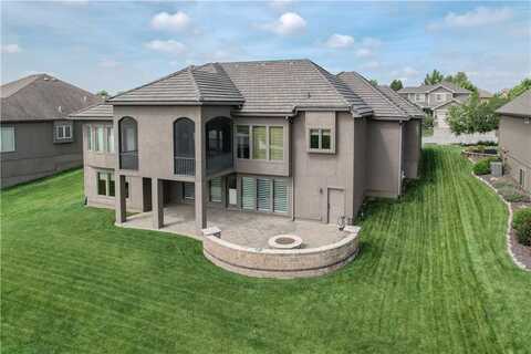1217 Kingsland Circle, Raymore, MO 64083