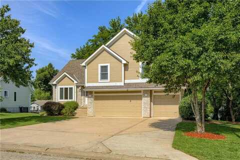 108 Cedar Street, Smithville, MO 64089