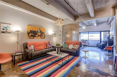360 W Pershing Road, Kansas City, MO 64108