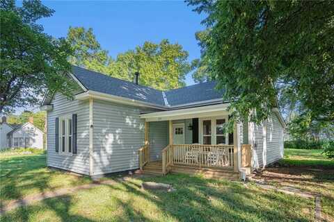309 W Elm Street, Hardin, MO 64035