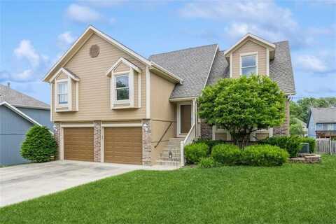 5309 NE Rainbow Circle, Lees Summit, MO 64064