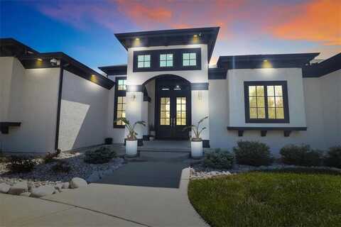 8605 NE Shoal Creek Parkway, Kansas City, MO 64157
