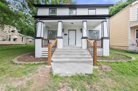 605 Oak Street, Leavenworth, KS 66048