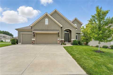 14445 Thousand Oaks Place, Parkville, MO 64152