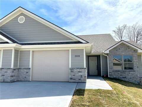 2006 Fountain Creek Drive, Saint Joseph, MO 64504