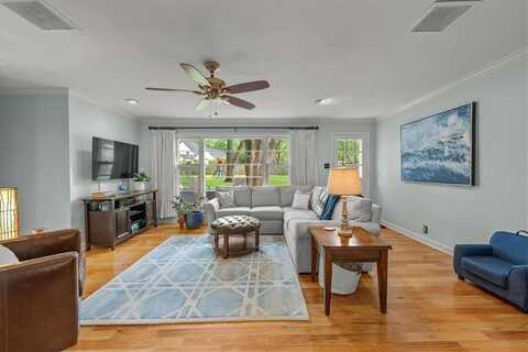 2819 W 89th Street, Leawood, KS 66206