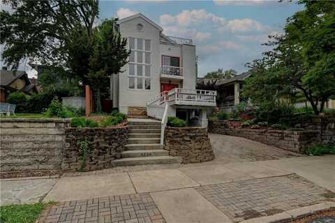 4738 Holly Street, Kansas City, MO 64112