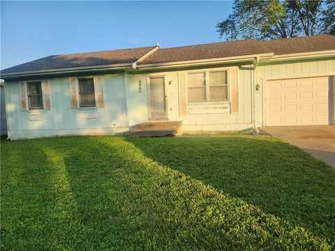 2005 Stacy Road, Harrisonville, MO 64701
