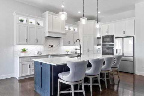 8752 Greeley Street, Lenexa, KS 66227