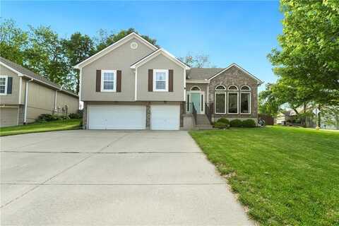 1200 SW Creekside Drive, Lees Summit, MO 64081