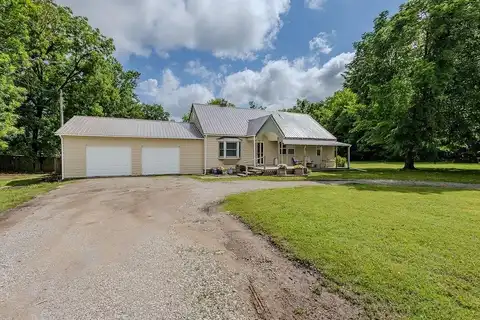 3005 W w. 8th Street, Coffeyville, KS 67337