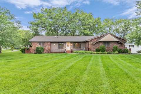 126 Rohrer Heights Drive, Osawatomie, KS 66064