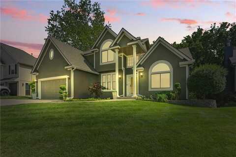 1151 Crimson Lane, Liberty, MO 64068