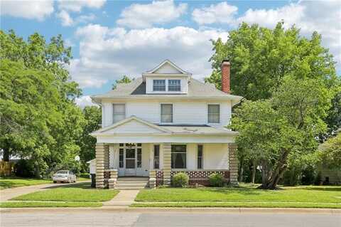 309 E Gay Street, Warrensburg, MO 64093