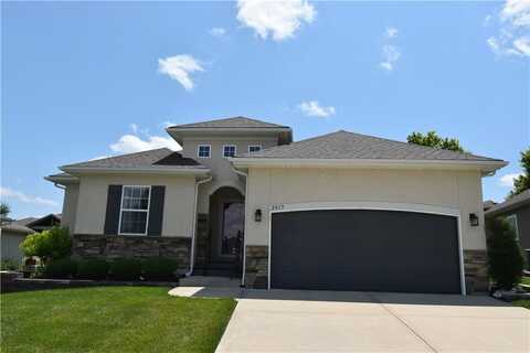 2015 Creek View Lane, Raymore, MO 64083