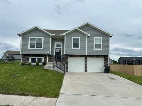1004 NW 3rd Street, Oak Grove, MO 64075