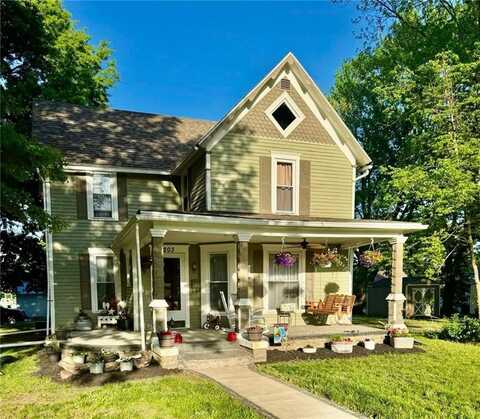 203 S Hughes Street, Hamilton, MO 64644