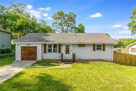 208 JACKSON Street, Liberty, MO 64068