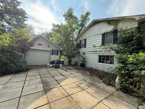 6310 River Road, Pleasant Valley, MO 64068