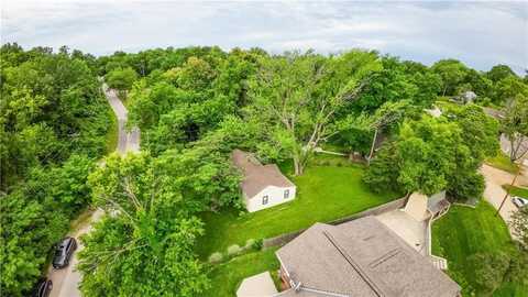 3200 N 49th Drive, Kansas City, KS 66104