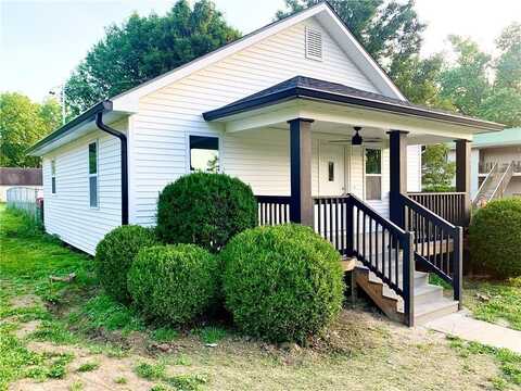 2101 Madison Street, Lexington, MO 64067