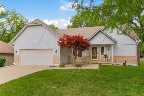 2504 S Seminole Drive, Independence, MO 64057