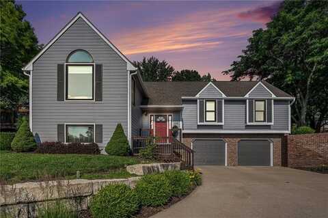 1521 Alvamar Drive, Lawrence, KS 66047