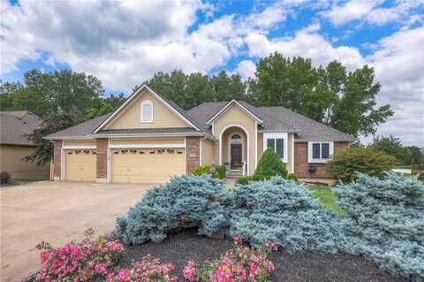 510 Oak Drive, Raymore, MO 64083