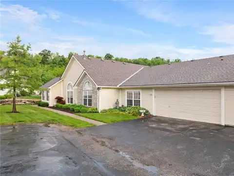 6113 NE Kensington Drive, Lees Summit, MO 64064