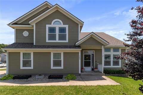 1203 Bradford Drive, Greenwood, MO 64034