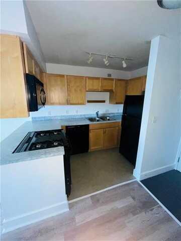 600 E 8th Street, Kansas City, MO 64106