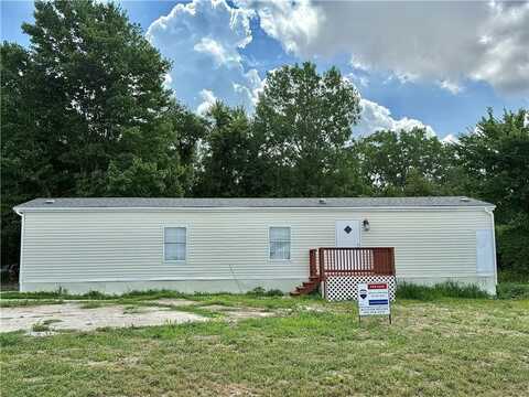 2907 Dune Drive, Odessa, MO 64076