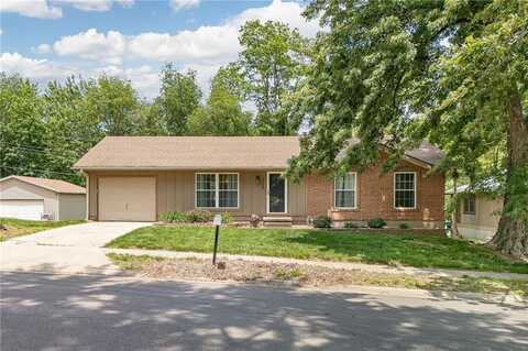 5323 University Avenue, Saint Joseph, MO 64503