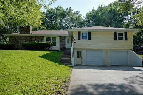 218 Oak Hill Street, Lansing, KS 66043
