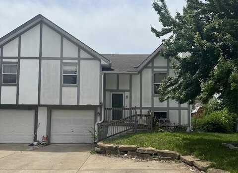 1827 W Gates Drive, Platte City, MO 64079